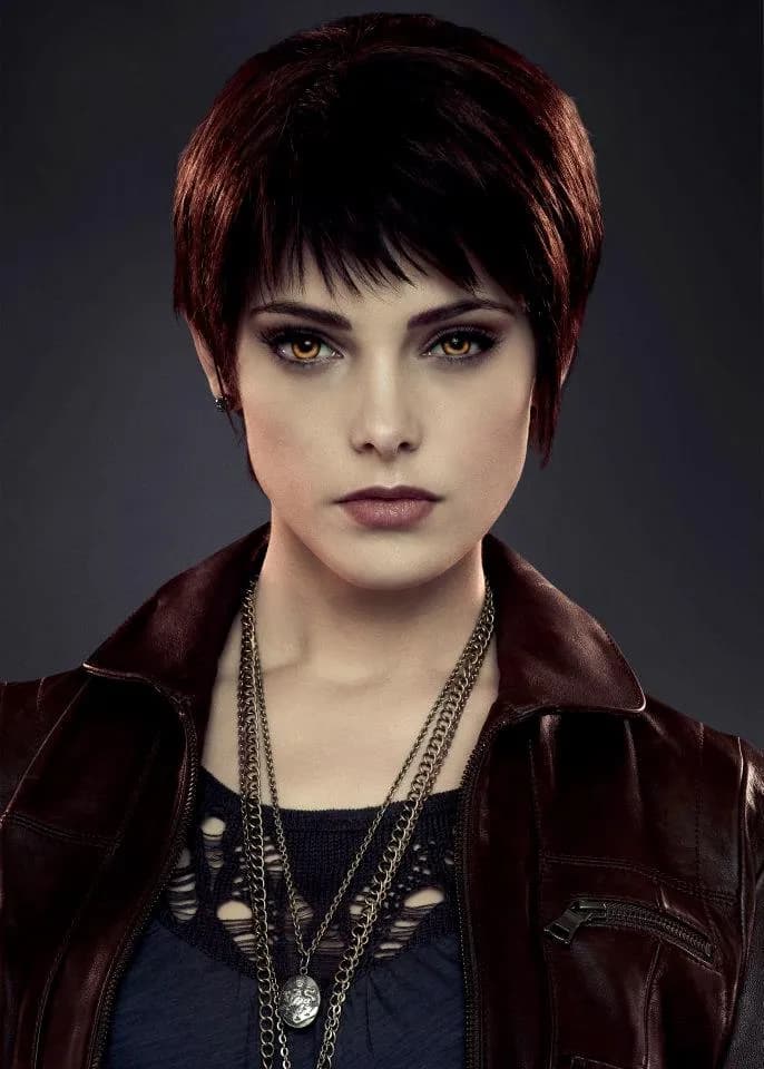 Kto gra Alice Cullen w filmie Zmierzch? Odkryj sekrety tej postaci